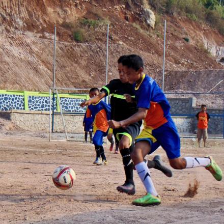 Memeriahkan HUT RI Ke-74, PHBN Desa Nagreg Kendan Gelar Turnamen Sepakbola